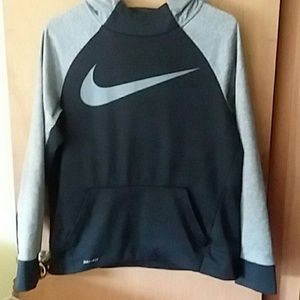 Nike light Weight pull over hoodie